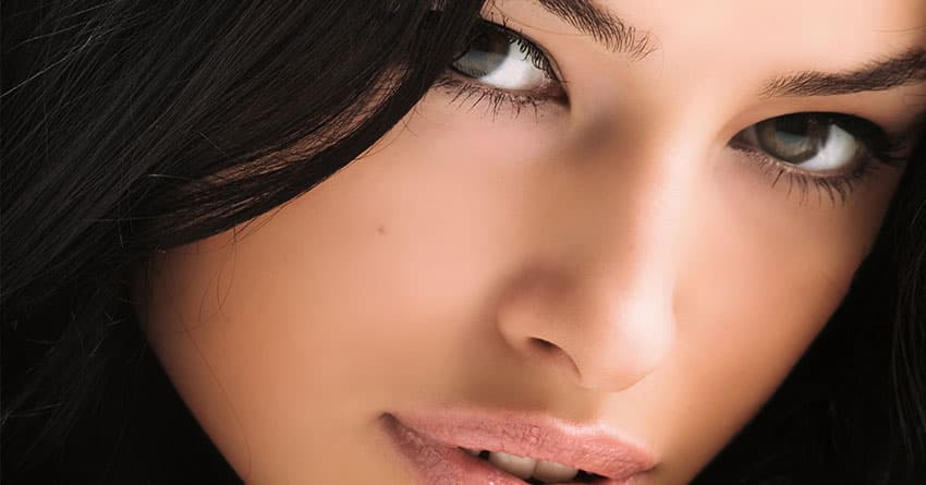 YÜZ ESTETİĞİNDE ELMACIK KEMİKLERİ